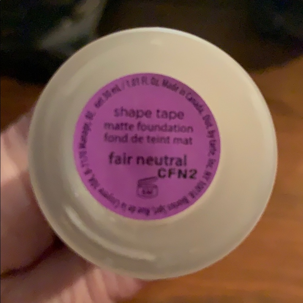 Tarte Shape Tape - Picture 2 of 4